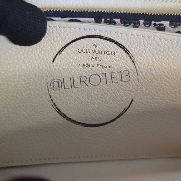 Louis Vuitton Wild At Heart Creme Empreinte Zippy - Picture 14 of 17